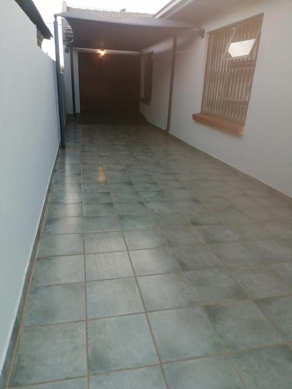 3 Bedroom Property for Sale in Protea Garden Gauteng