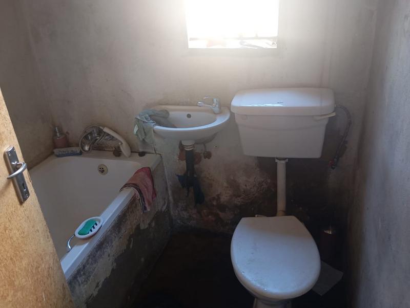 4 Bedroom Property for Sale in Katlehong South Gauteng