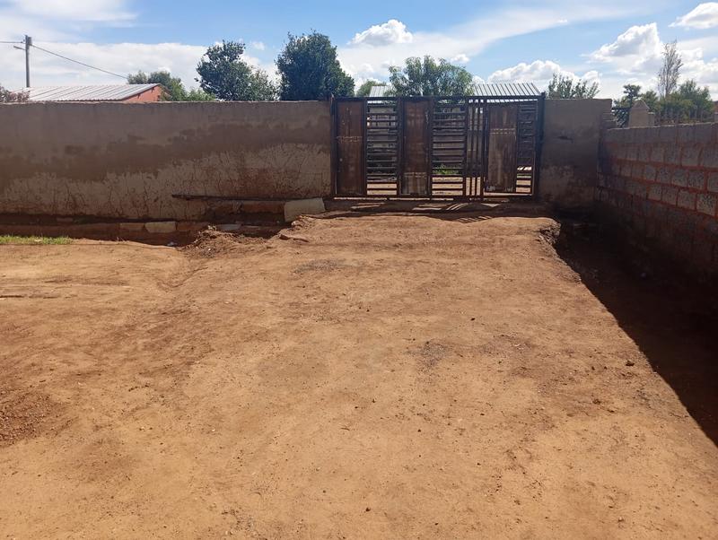 4 Bedroom Property for Sale in Katlehong South Gauteng