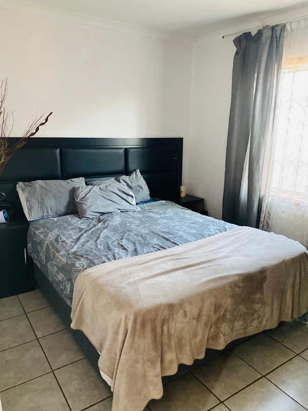 2 Bedroom Property for Sale in Katlehong South Gauteng