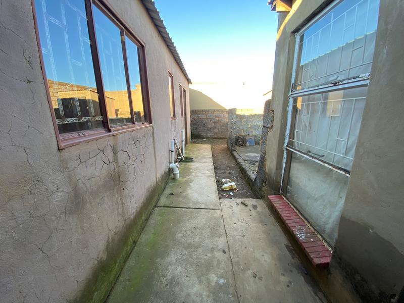 3 Bedroom Property for Sale in Katlehong South Gauteng