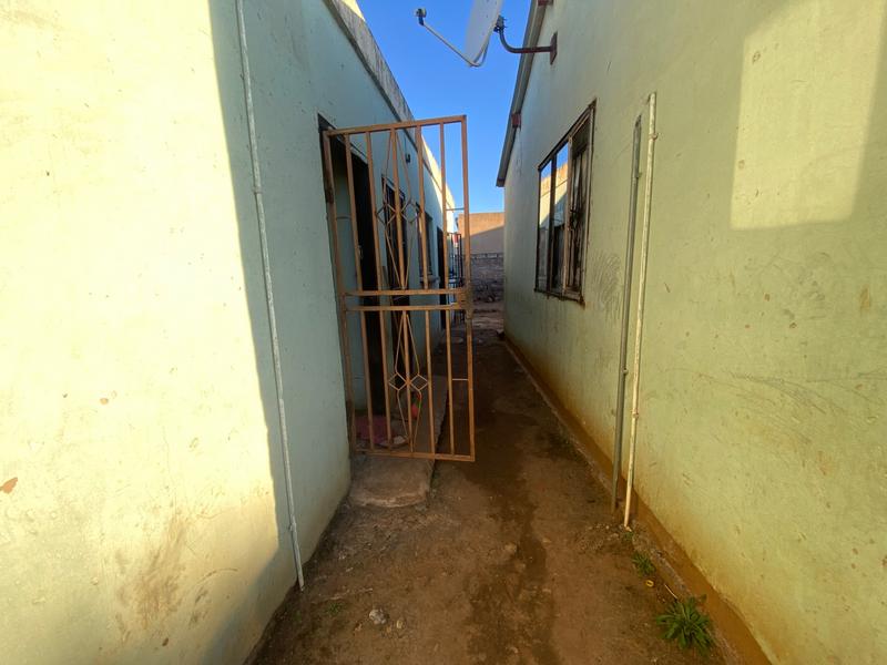 3 Bedroom Property for Sale in Katlehong South Gauteng