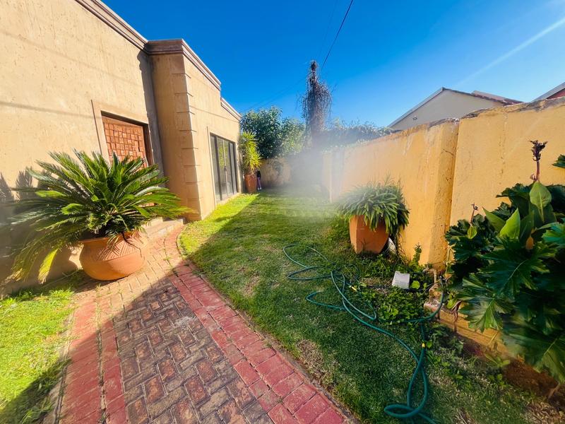 3 Bedroom Property for Sale in Ennerdale South Gauteng