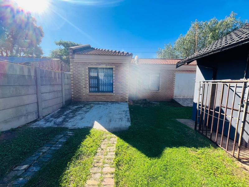 3 Bedroom Property for Sale in Ennerdale South Gauteng