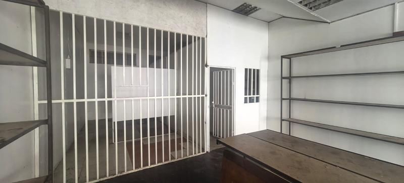 To Let Commercial Property for Rent in La Rochelle Gauteng