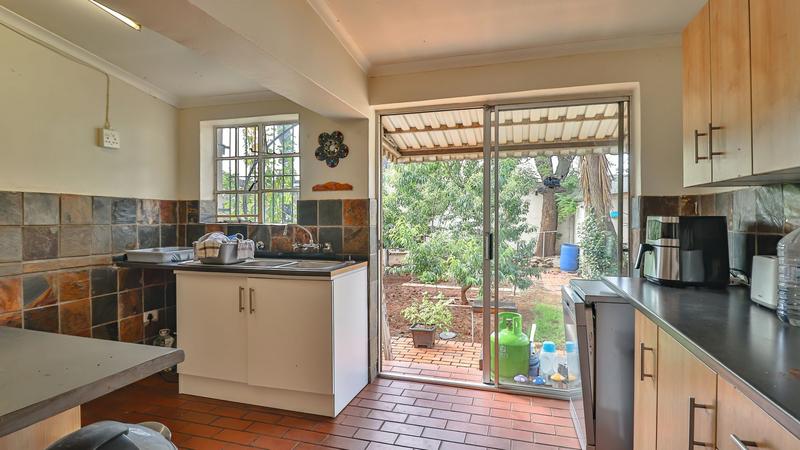To Let 3 Bedroom Property for Rent in Kensington Gauteng