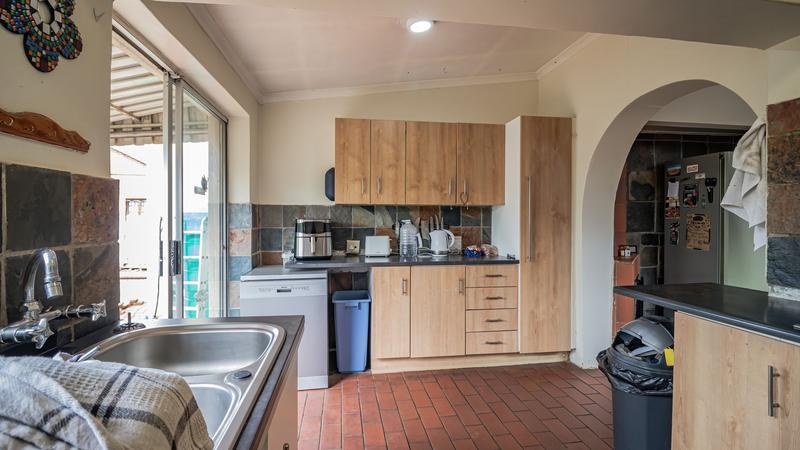 To Let 3 Bedroom Property for Rent in Kensington Gauteng