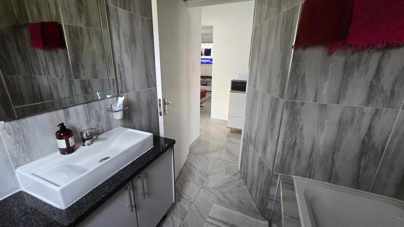 3 Bedroom Property for Sale in Ravenswood Gauteng