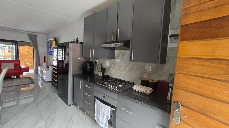 3 Bedroom Property for Sale in Ravenswood Gauteng