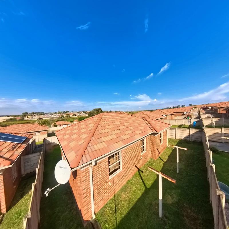 3 Bedroom Property for Sale in Olievenhoutbosch Gauteng