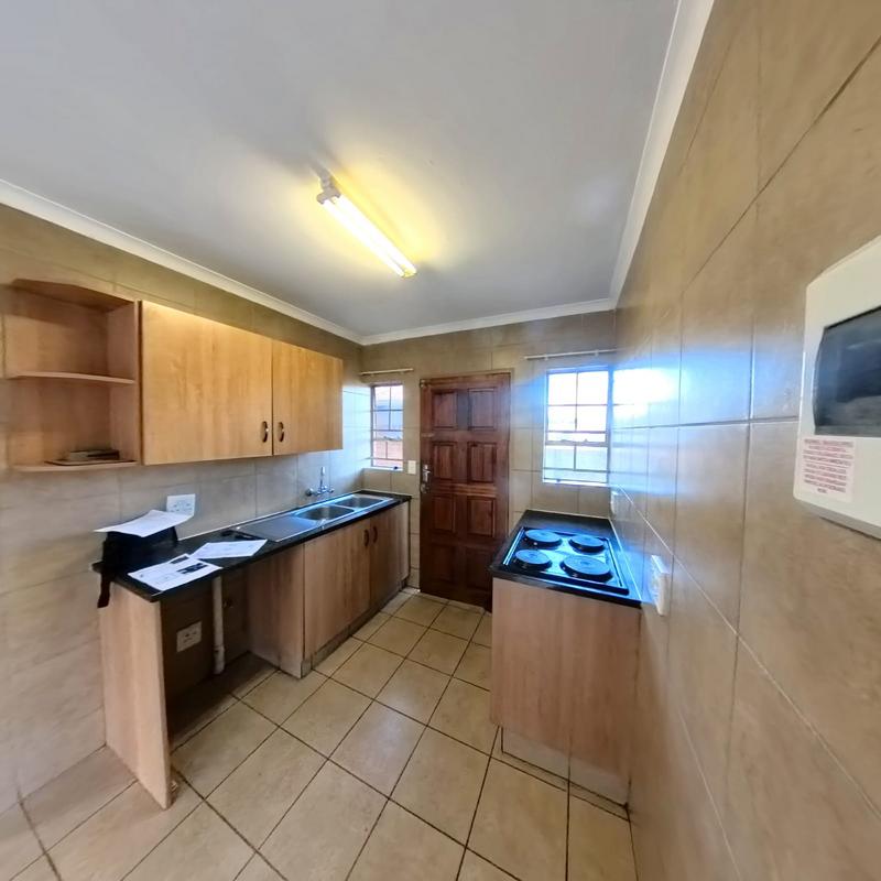 3 Bedroom Property for Sale in Olievenhoutbosch Gauteng