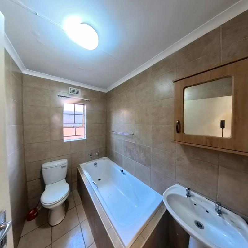 3 Bedroom Property for Sale in Olievenhoutbosch Gauteng