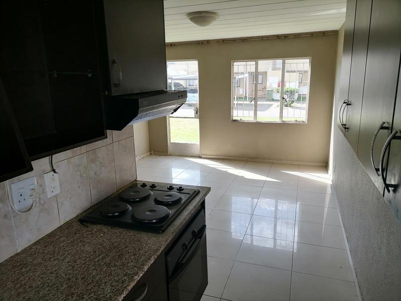 2 Bedroom Property for Sale in Glen Marais Gauteng