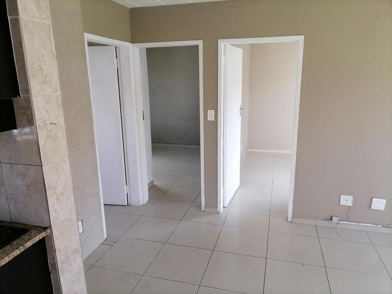 2 Bedroom Property for Sale in Glen Marais Gauteng