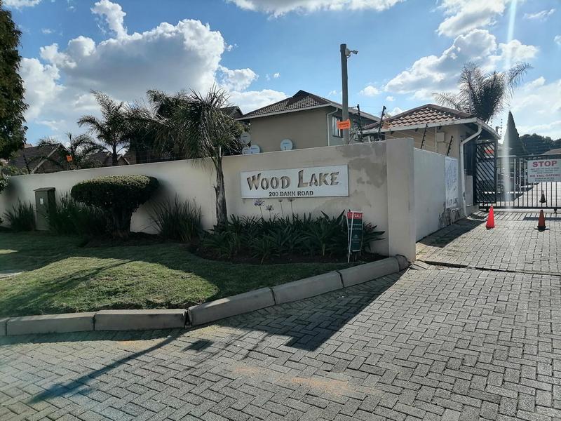 2 Bedroom Property for Sale in Glen Marais Gauteng