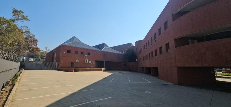 To Let Commercial Property for Rent in Vorna Valley Gauteng