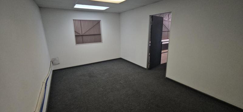 To Let Commercial Property for Rent in Randjespark Gauteng