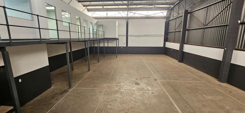 To Let Commercial Property for Rent in Randjespark Gauteng