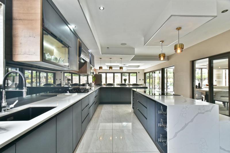 5 Bedroom Property for Sale in Eye of Africa Gauteng