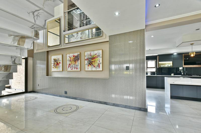 5 Bedroom Property for Sale in Eye of Africa Gauteng