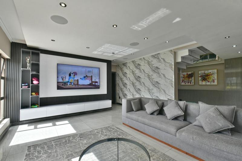 5 Bedroom Property for Sale in Eye of Africa Gauteng