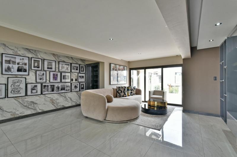 5 Bedroom Property for Sale in Eye of Africa Gauteng