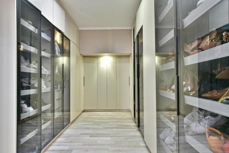 5 Bedroom Property for Sale in Eye of Africa Gauteng