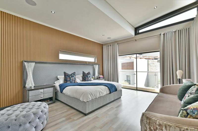 5 Bedroom Property for Sale in Eye of Africa Gauteng