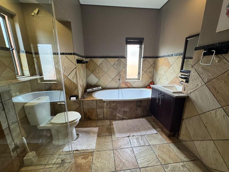 4 Bedroom Property for Sale in Midstream Estate Gauteng