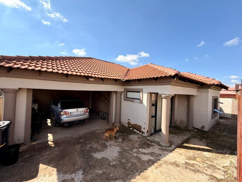 3 Bedroom Property for Sale in Olievenhoutbosch Gauteng