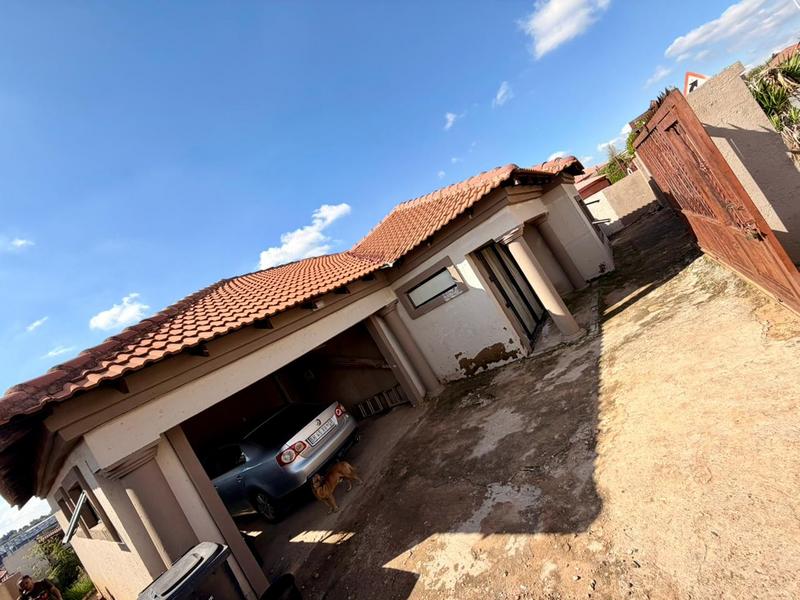 3 Bedroom Property for Sale in Olievenhoutbosch Gauteng
