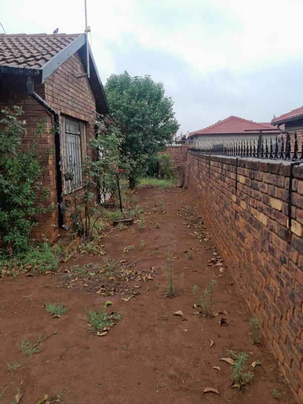 2 Bedroom Property for Sale in Mahube Valley Gauteng