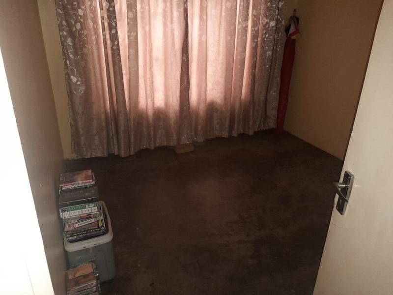 2 Bedroom Property for Sale in Mahube Valley Gauteng