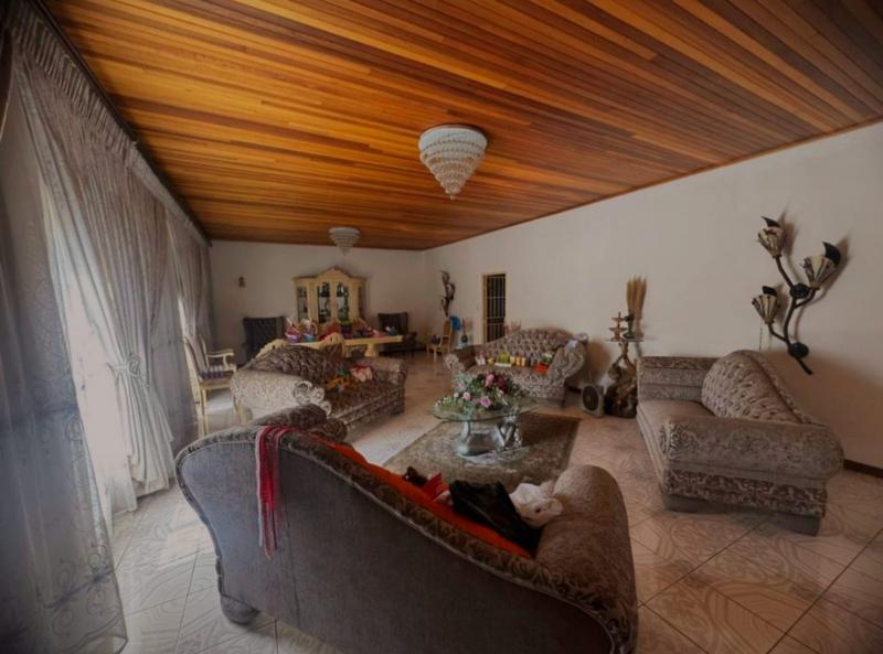 5 Bedroom Property for Sale in Mountain View Gauteng