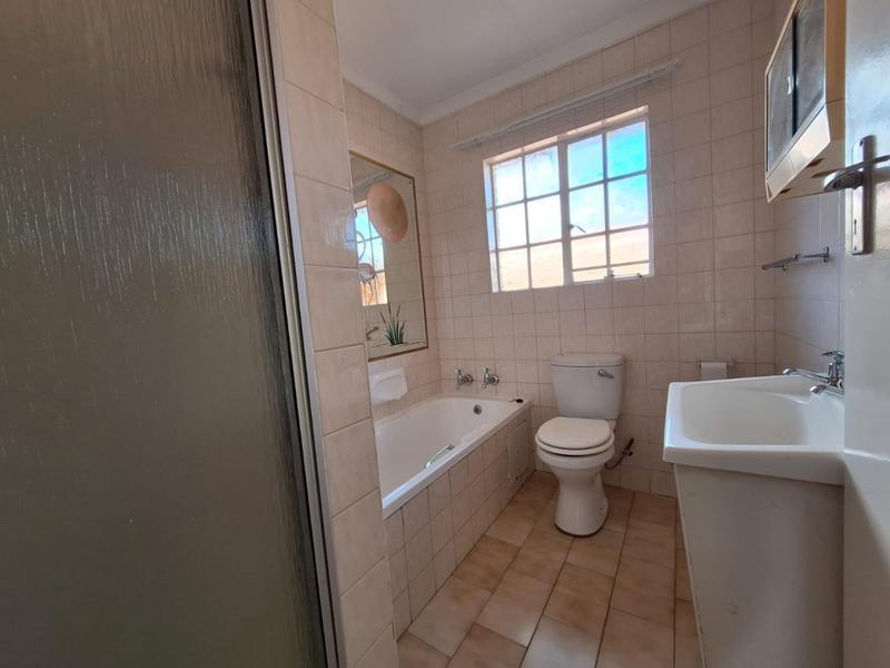 2 Bedroom Property for Sale in Randpoort Gauteng