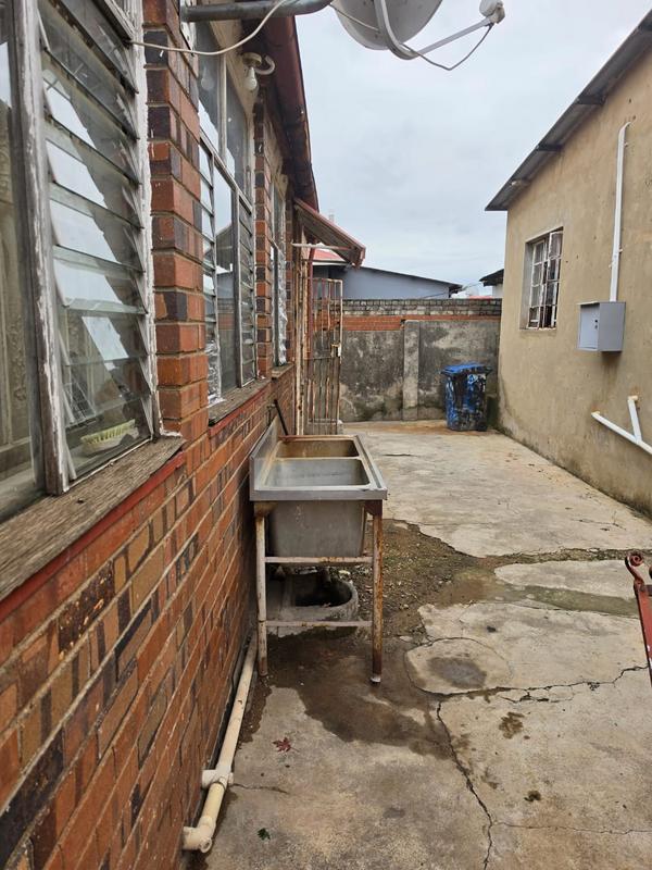 To Let 3 Bedroom Property for Rent in Rosettenville Gauteng