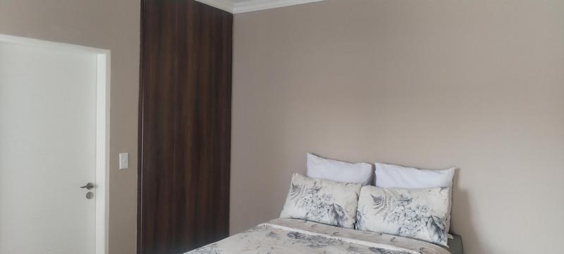 To Let 5 Bedroom Property for Rent in Wildtuinpark Gauteng