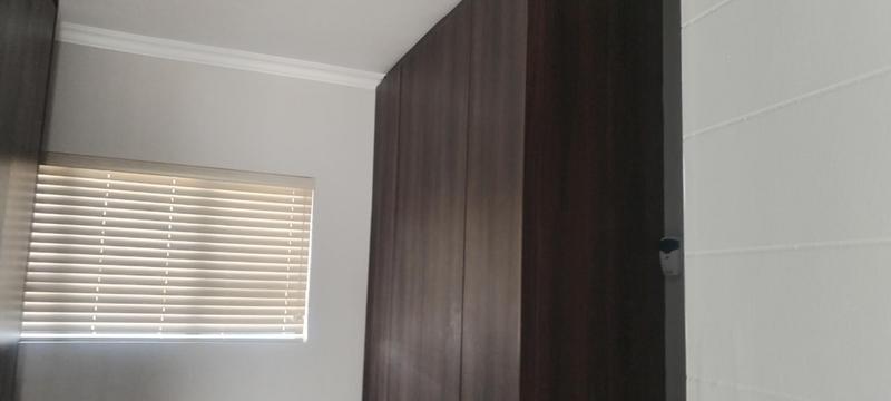 To Let 5 Bedroom Property for Rent in Wildtuinpark Gauteng