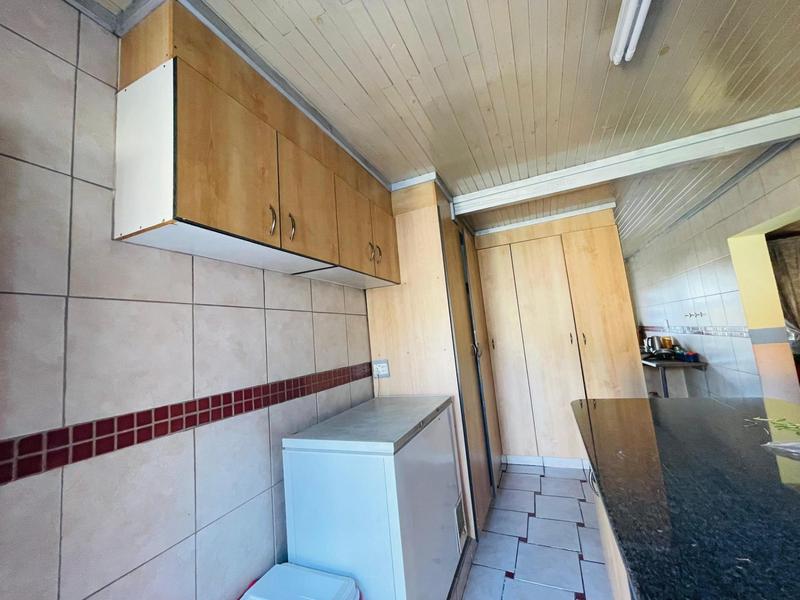 4 Bedroom Property for Sale in Mackenzie Park Gauteng