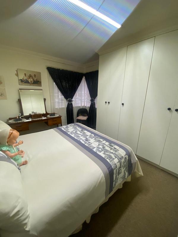 3 Bedroom Property for Sale in Strubenvale Gauteng