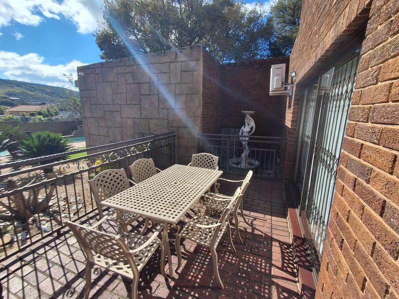 3 Bedroom Property for Sale in Glenvista Gauteng