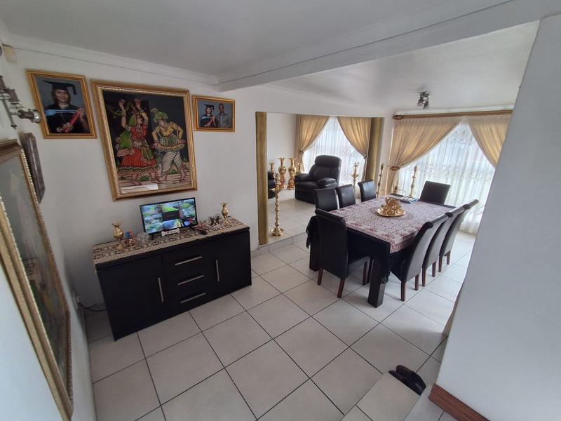 3 Bedroom Property for Sale in Glenvista Gauteng