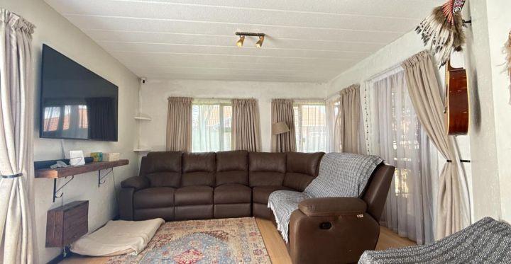 2 Bedroom Property for Sale in Glenvista Gauteng