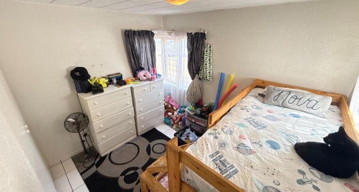 2 Bedroom Property for Sale in Glenvista Gauteng