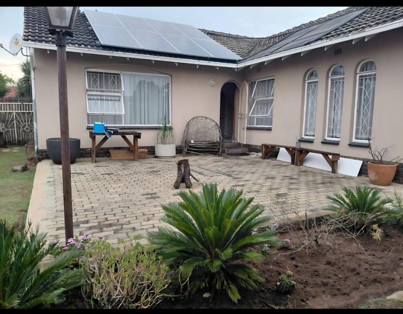 3 Bedroom Property for Sale in Roseacre Gauteng