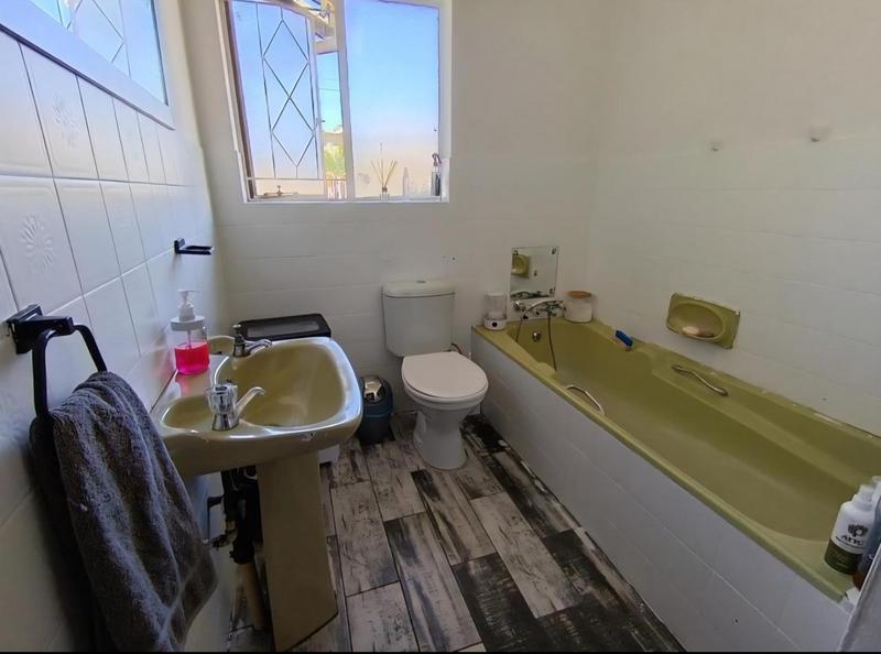 3 Bedroom Property for Sale in Roseacre Gauteng