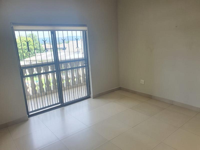 6 Bedroom Property for Sale in Victory Park Gauteng