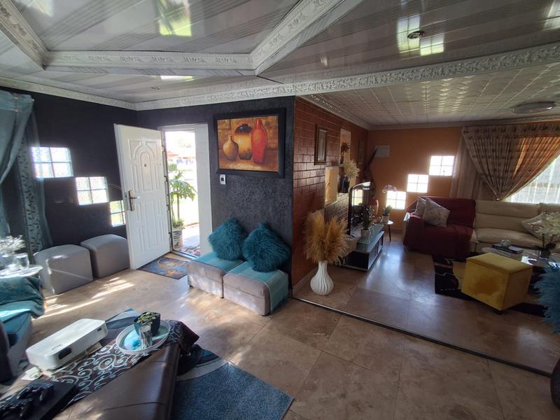 3 Bedroom Property for Sale in Alveda Park Gauteng