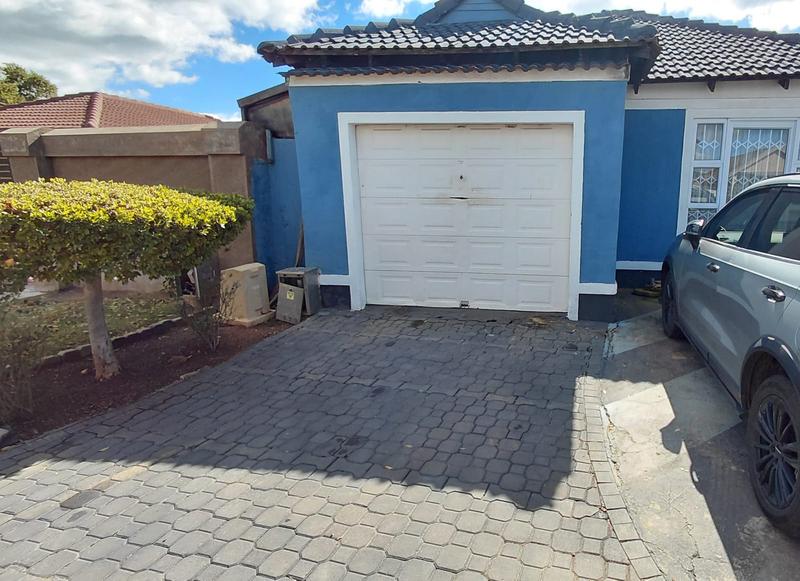3 Bedroom Property for Sale in Alveda Park Gauteng