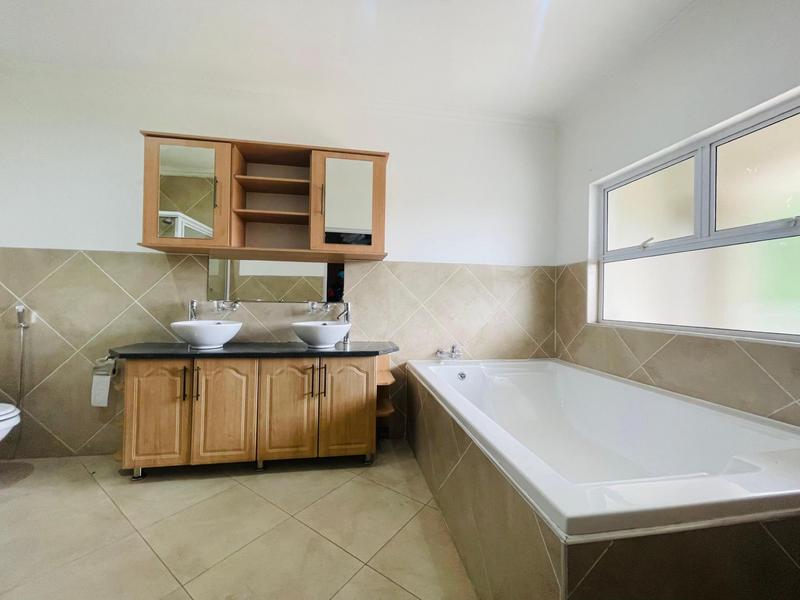 4 Bedroom Property for Sale in Ebotse Golf Estate Gauteng